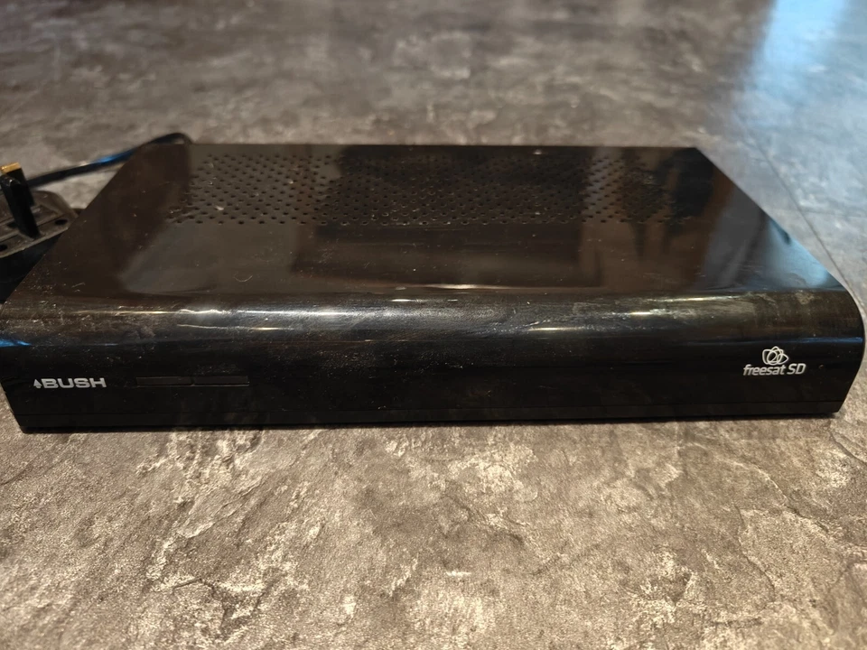 Bush BFSAT02SD Freesat SD Satellite Receiver Box (No Remote) – Obsolete Spares - Image 2 of 4