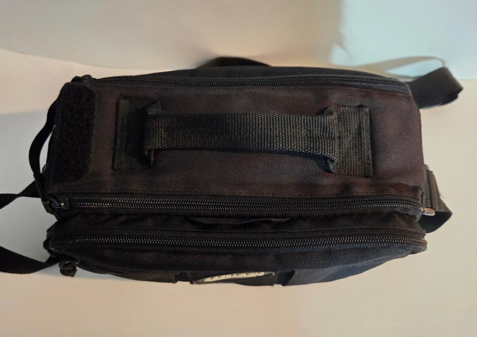 Case Logic DSLR Camera & Camcorder Carrying Case Bag Black Straps - Image 2 of 4