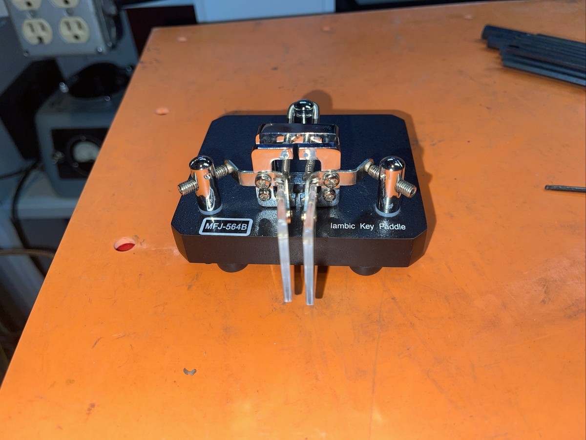 MFJ デラックスIAMBIC パドル MFJ デラックスIAMBIC パドル