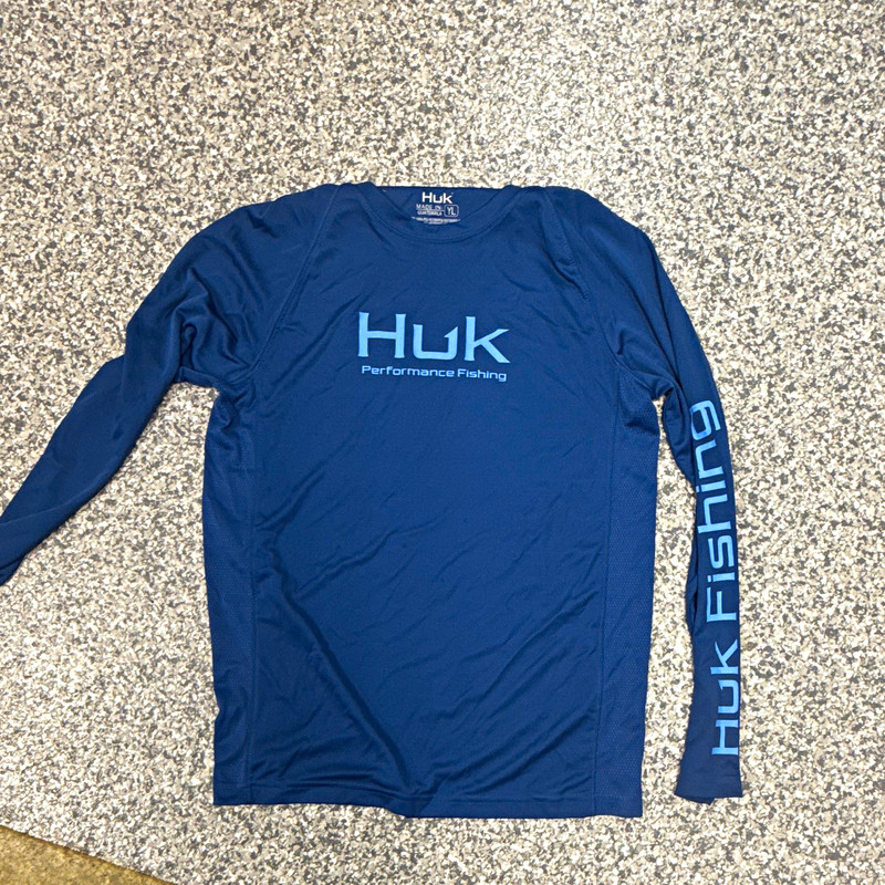 Huk Performance Fishing Men’s Long Sleeve Crew Neck Graphic Logo Tee Blue kids L