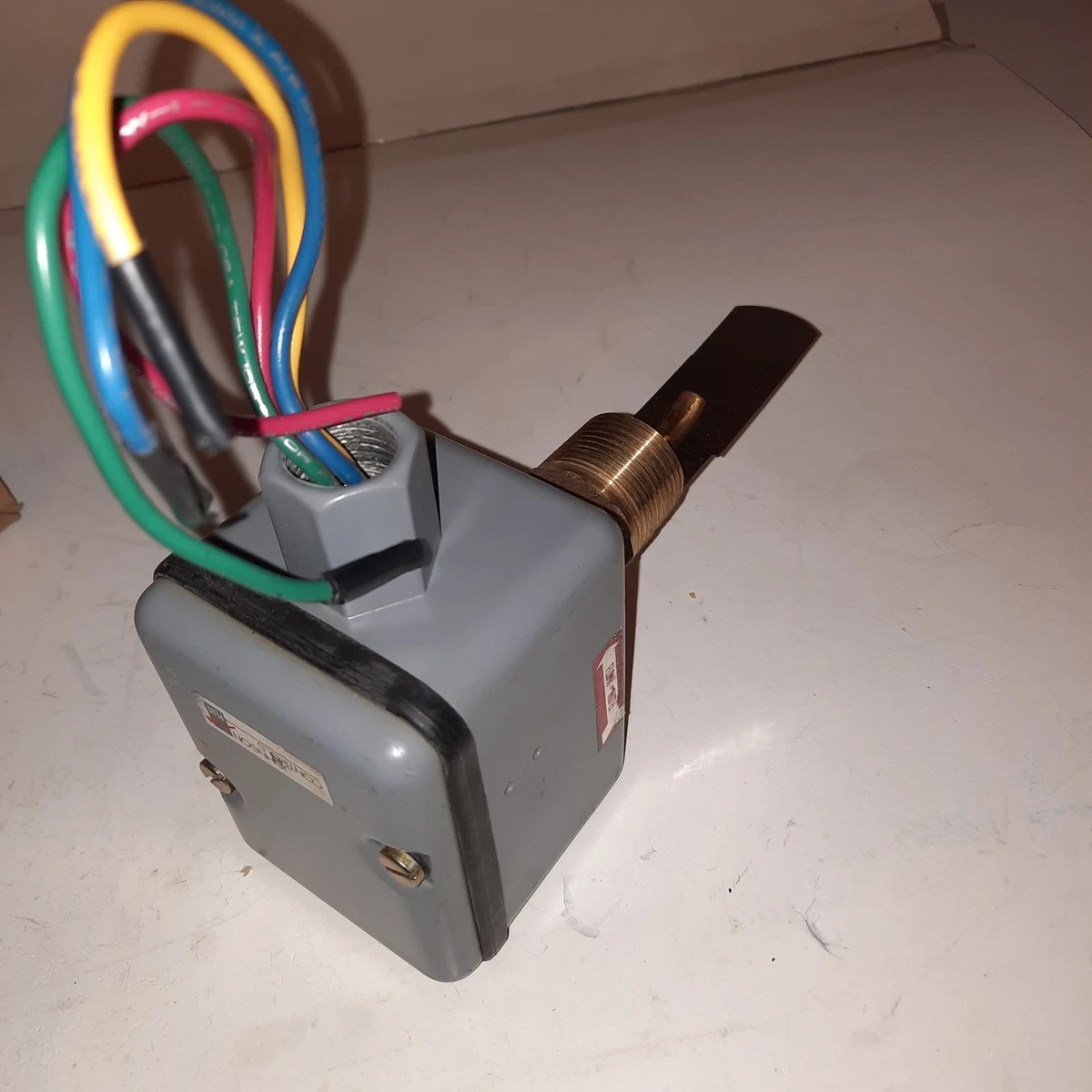Preços baixos em Controles Johnson HVAC/r e Placas de Circuito | eBay