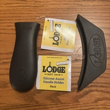 Lodge Silicone Assist Hot Handle Holder, 5.5" x 2", Black & 5 “ black handle 
