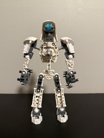 LEGO Bionicle Toa Nuju 8606 Complete No Box No instructions