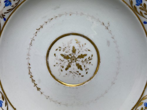 MEISSEN GEDECK TASSE UT UMLAUFENDER GOLDDEKOR BLUMEN GOLD 1.WAHL UM 1774 - Bild 16 von 18