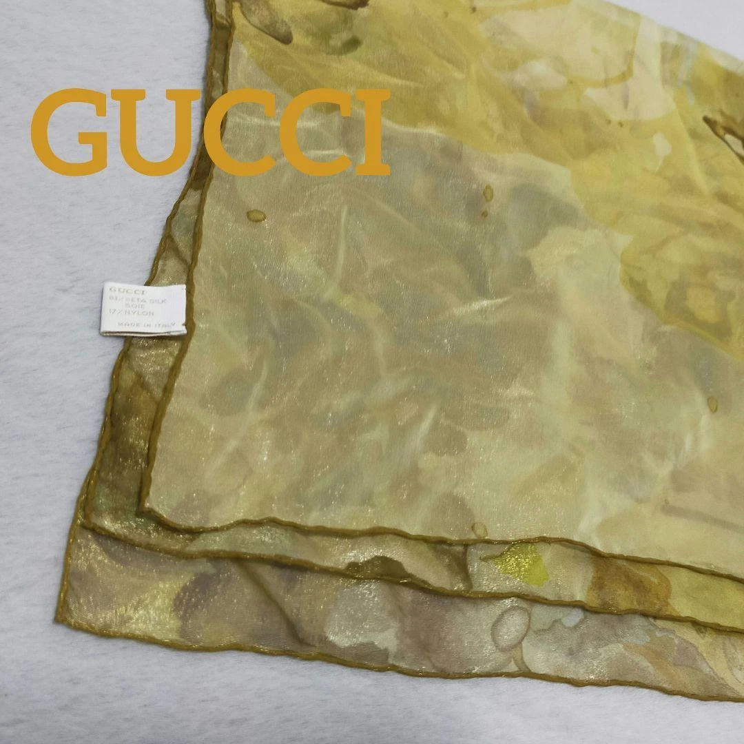 Gucci écharpe couleur or 80cm x 80cm soie nylon quasi inutilisé vêtements accessoires