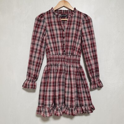 pretty little thing red skater dress Pretty little thing skater dress with deep