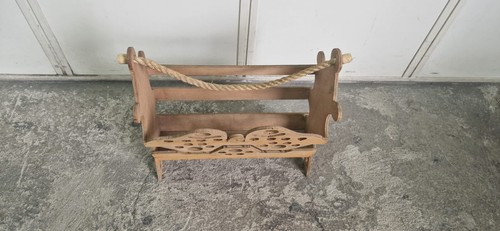 Portariviste in legno artgianale in tinta naturale con manico in corda - Foto 3 di 7