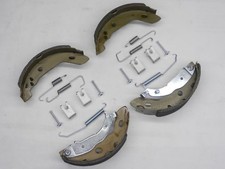 Bremsbacken und Montagesatz Set Trommelbremse für Mercedes A-Klasse W168 98-04