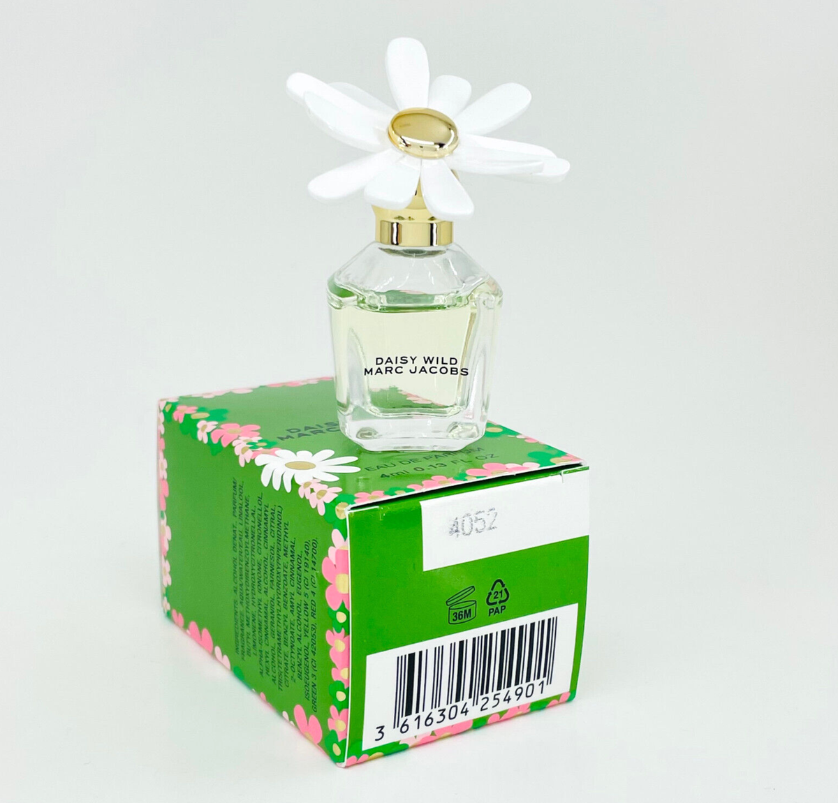 MARC JACOBS DAISY WILD EDP 4ml 0.13 fl.oz. MINI PERFUME | eBay