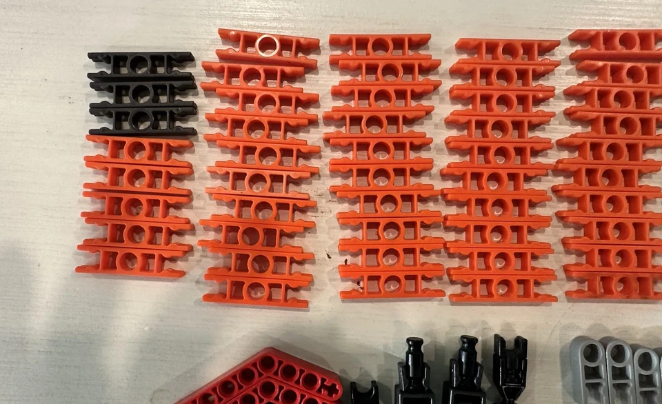 K'NEX CONNECTORS Mix Lot Bulk Standard Parts KNEX 150+ Ladder,Connectors, Ball - Image 3 of 4
