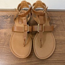 Eurosoft by Sofft Brown T-Strap Sandals Size 9M