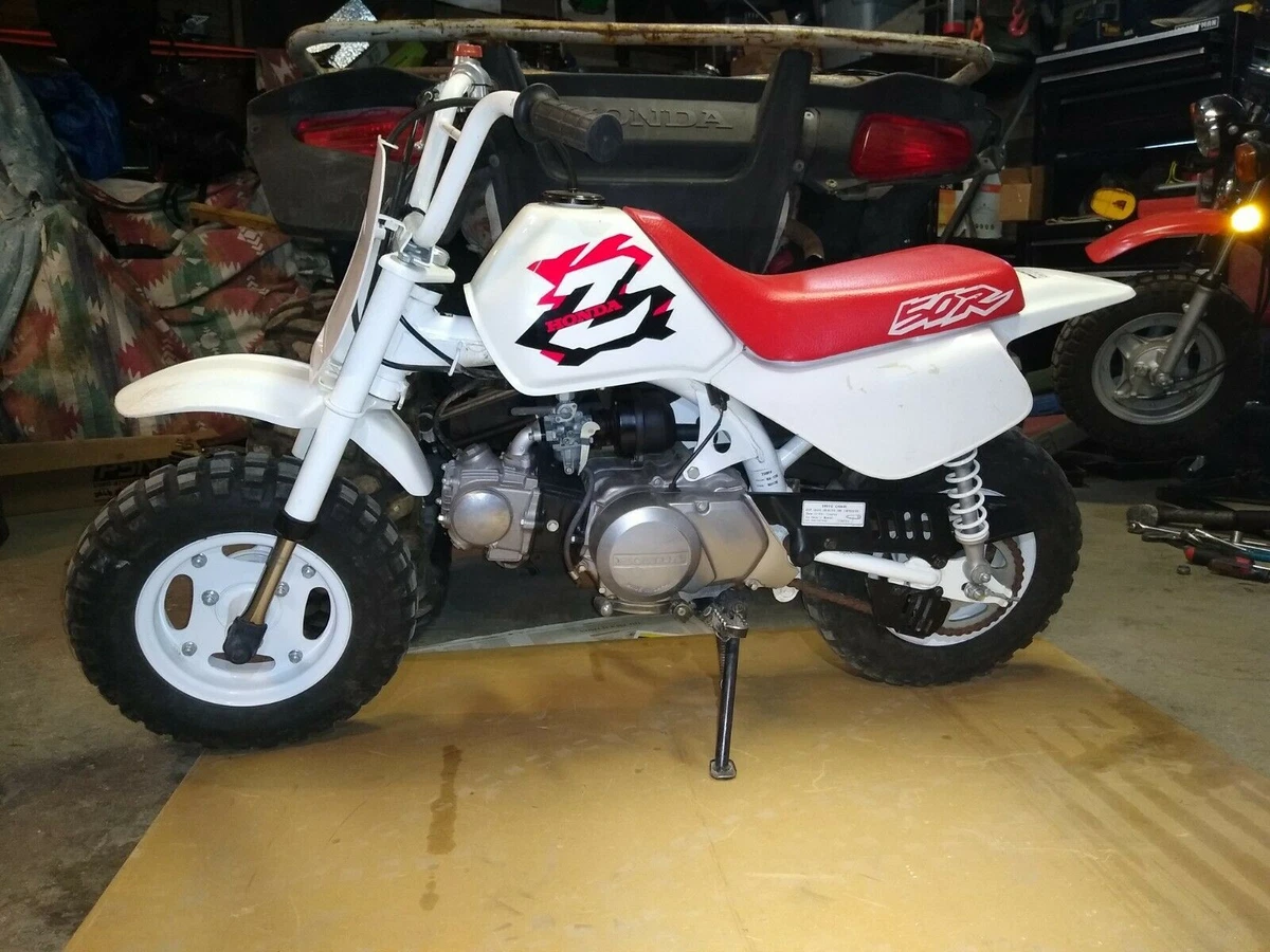 1997 Honda Z50R Is an Old-School Monkey Bike
