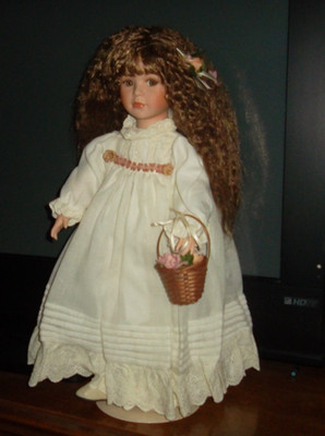 LAURIELLE LIMITED EDITION PORCELAIN ART DOLL BY NANCY SPAIN #15 AS IS TLC rare