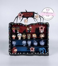 Estantería Funko Kinder Expositor figuras Vitrina miniaturas Strangers Things