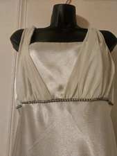 ASPEED GREEN EVENING GOWN SIZE L 