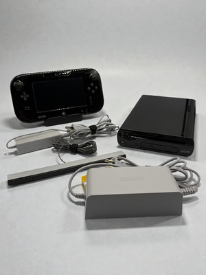 Nintendo Wii U Console Black WUP-101 - All OEM Accessories - Tested and Cleaned