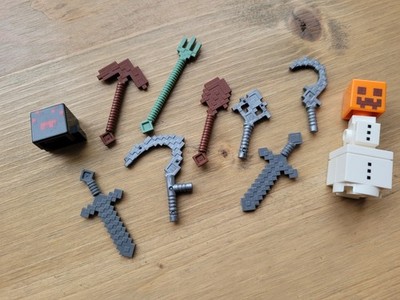 Lego Minecraft Weapons Lot with Snow Golem + Black Spider Head