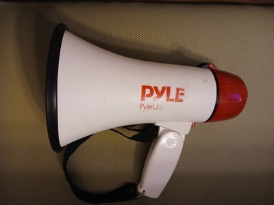    Super Load Megaphone/Bullhorn, Pyle PyleU/ Siren Function 