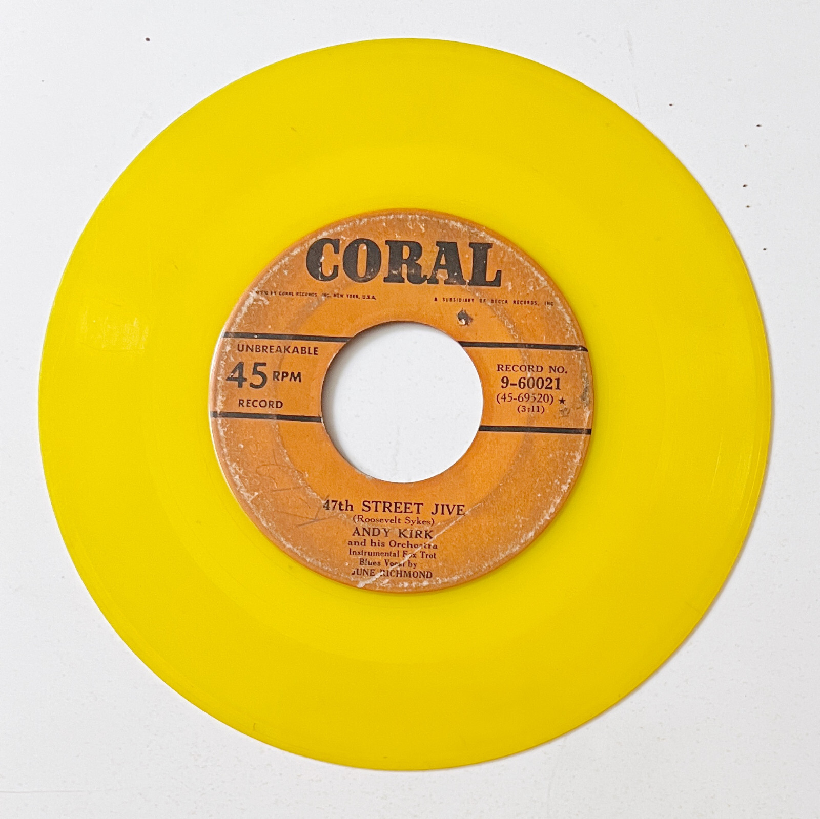 "FLOYD'S GUITAR BLUES" by FLOYD SMITH CORAL 60021 45 YELLOW VINYL