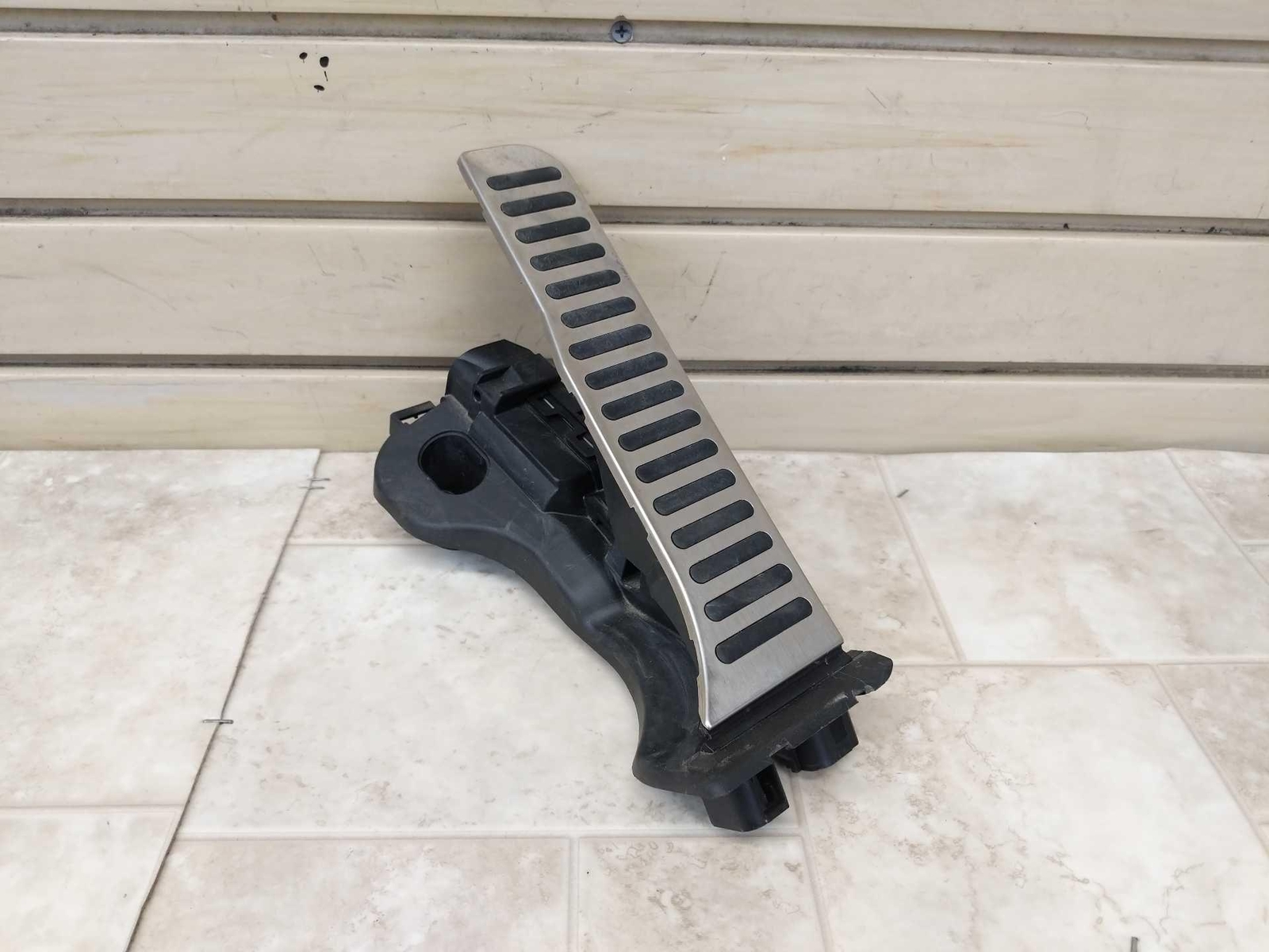 2017-2022 Audi R8 V10 OEM Accelerator Pedal Sensor P/ 1K1723503AK