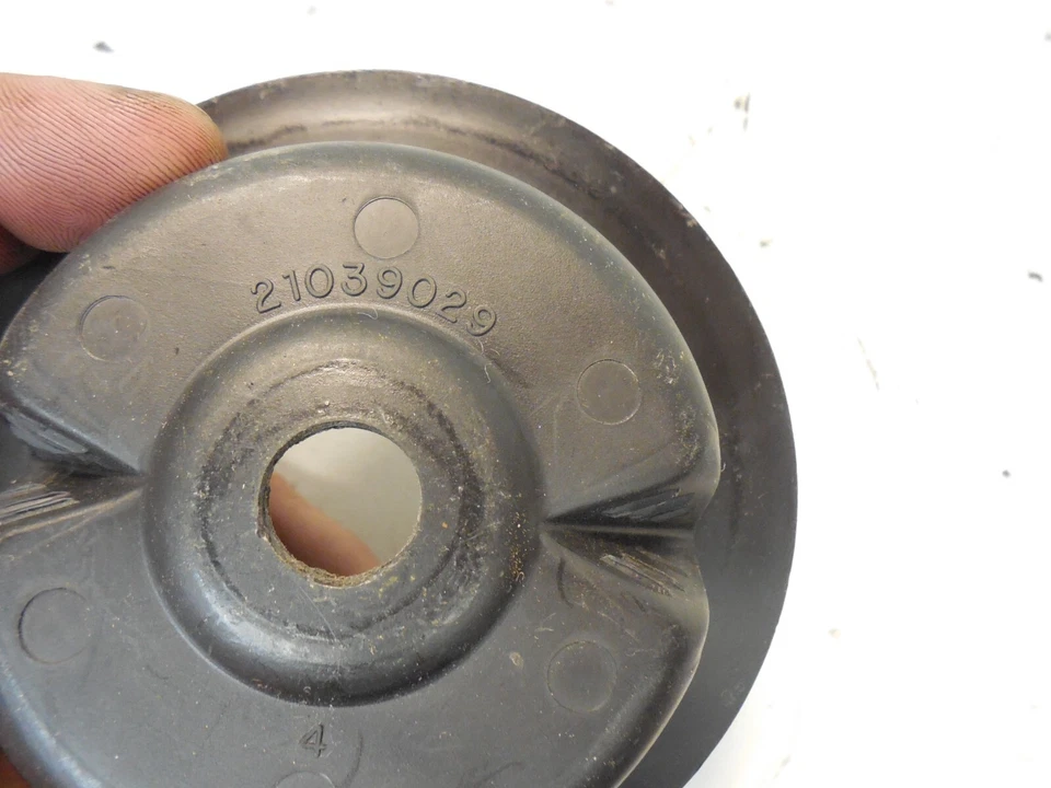 01-02 Saturn SC1 SC2 3DR Anillo retenedor de retención de neumático de repuesto trasero 21039029 Foto 4 de 4