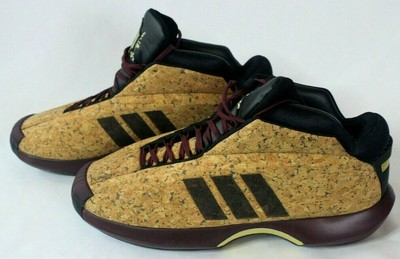 kobe bryant shoes gold