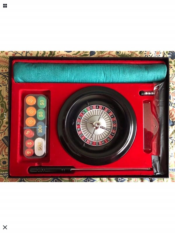 RARE—VINTAGE (~1975) 10” EUROPEAN SINGLE-ZERO ROULETTE WHEEL SET (GREAT cond.)