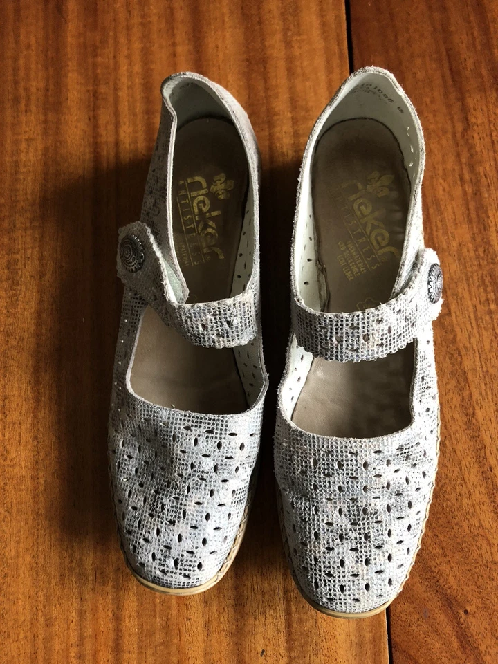 Zapatos cómodos Rieker antiestrés Doris 66Mary Jane beige perforado 42 EE. UU. 10 Foto 2 de 4