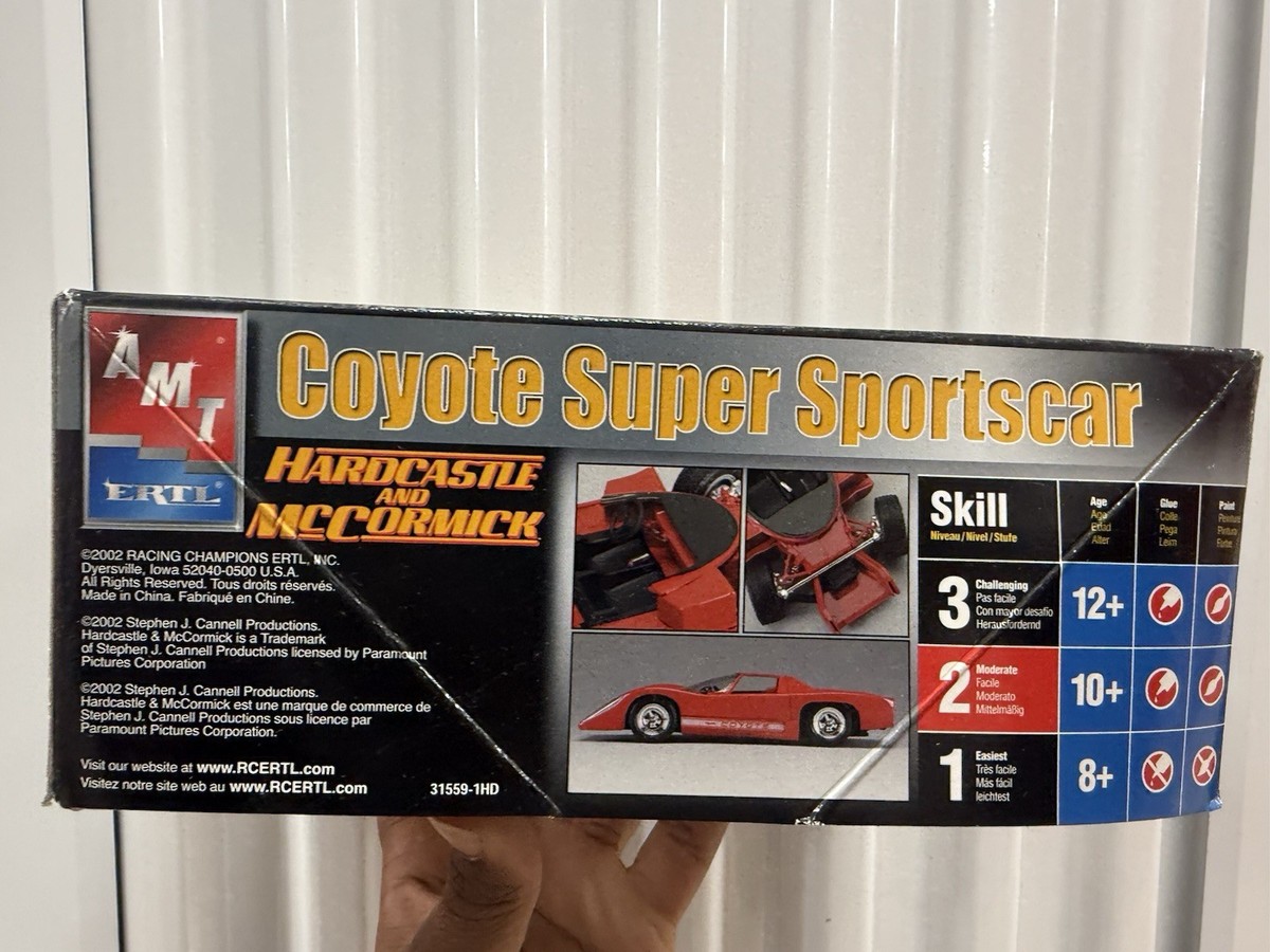 2002 AMT ERTL Hardcastle and McCormick Coyote X Super Sportscar 1