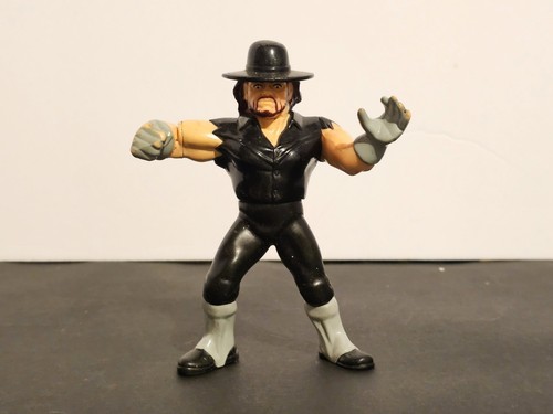 WWF Hasbro Undertaker Serie 8 Cartellino Rosso Barba Marrone Scuro 1993 - Foto 4 di 5