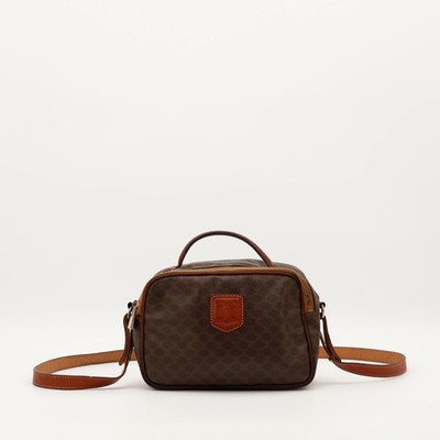 La Trousse de Toilette Céline Schultertasche Macadam