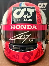 Scuderia AlphaTauri F1 Team Pierre Gasly #10 Hand Signed 2020 1/2 Arai Helmet