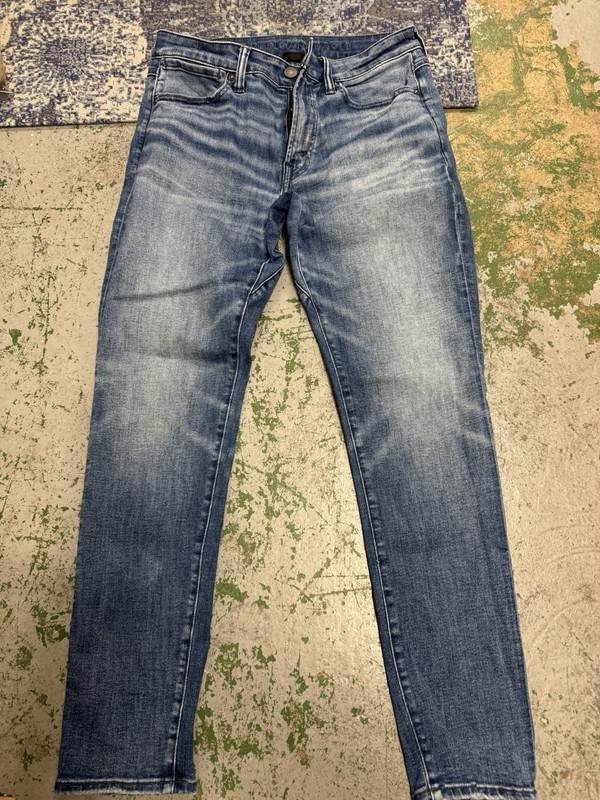 AMERICAN EAGLE MENS JEANS 32/32