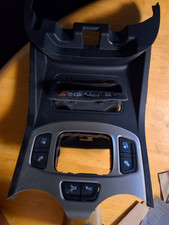 2018 Up Gmc Terrain Center Console With Swithes. Denali W Wireless Charging