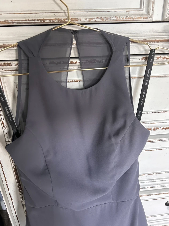 Vestido de dama de honor gris Bill Levkoff Foto 3 de 4