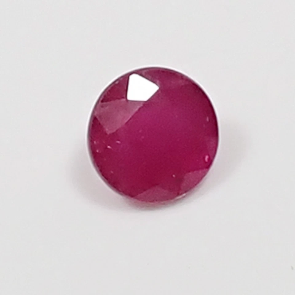 Natural 0.34 carat 4.0 mm Round Red Purplish Color Ruby Loose Gemstone, L22 - Image 2 of 4