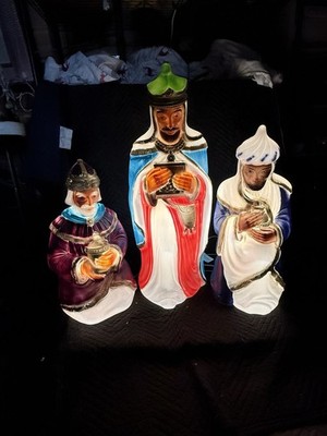 Vintage GENERAL FOAM Christmas Lighted Nativity Blow Molds 3 Kings Wise Men +Box