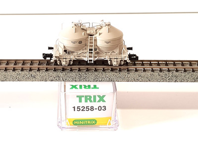MINITRIX 15258-03 (H832) 2 AXLE SILO WAGON 21 80 910 5 052-4 DB ERA IV