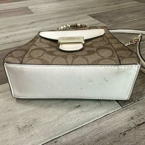Coach C7227 Mini Pepper Crossbody In Signature Canvas In Light Khaki Chalk Multi - Picture 6 of 11