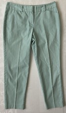 Larry Levine Green Straight Leg Capri Pants Women 8 Inseam 26 Mid Rise