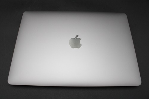 Apple MacBook Pro 13" (2022, M2 8-core, 16GB RAM, 256GB SSD, A2338) - Photo 8/10