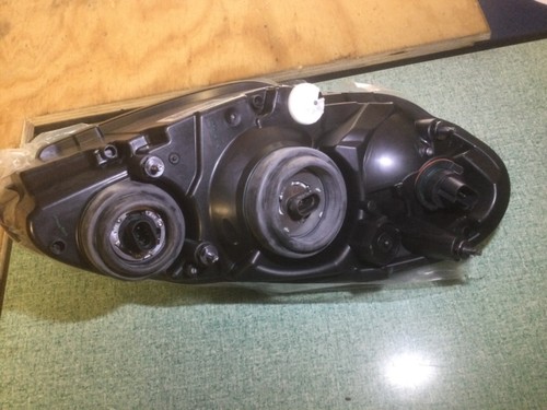 06-10 Chrysler PT Cruiser Headlamp Left Driver Side OEM New 5116043AC - Picture 2 of 2