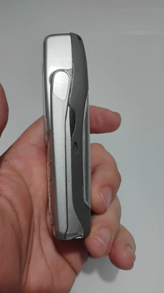 CELLULARE NOKIA 6822A ORIGINALE VINTAGE DOPPIA TASTIERA LOTTO STOCK - Immagine 4 di 4