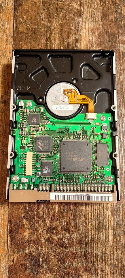 Festplatte SAMSUNG SpinPoint V40 80GB 5.4k 2MB ATA 3.5'' SV8004H - Bild 2 von 3