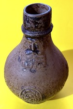 Kleiner antiker Steinkrug Bartmann Krug Bartmannskrug
