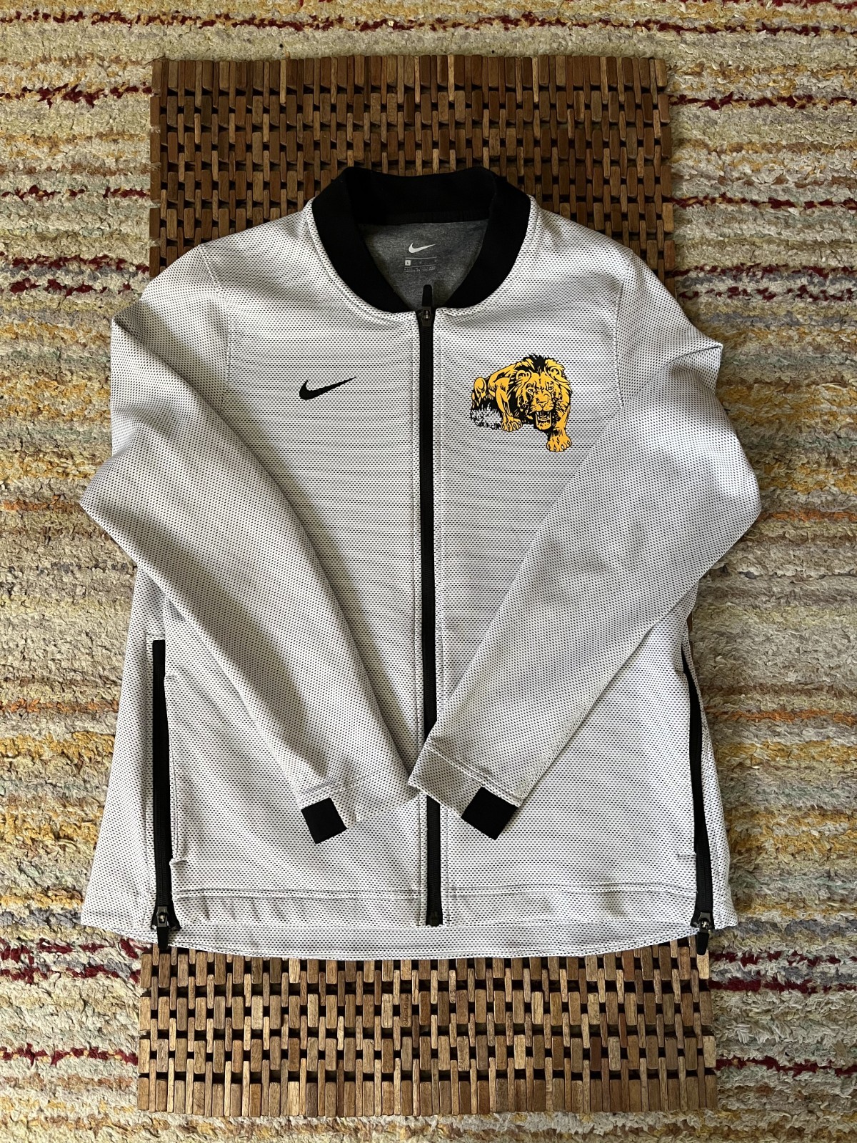 Nike Lion Graphic Textured Bomber Jacket Full Zip Men's Size Large L