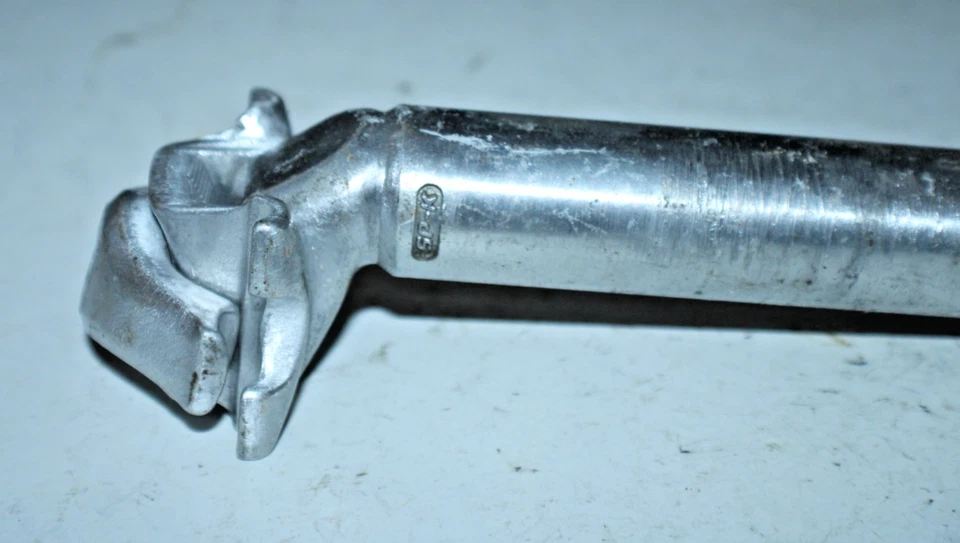 Sugino SP-K Seat Post 200/27.2mm 20mm Offset Silver Touring Road MTB Gravel Cafe - Image 2 of 4