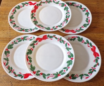 Arcopal France CHRISTMAS DESSERT PLATES 7 3/4 Green Holly Red Ribbons Set of 6