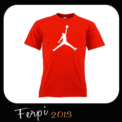 T-shirt Jordan Throwback All For One bianca con il 30% di sconto