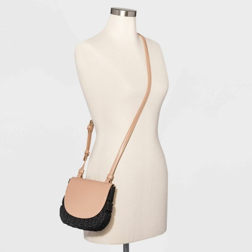 Magnetic Flap Closure Straw Crossbody Bag - A New Day - Color Natural - Picture 2 of 4